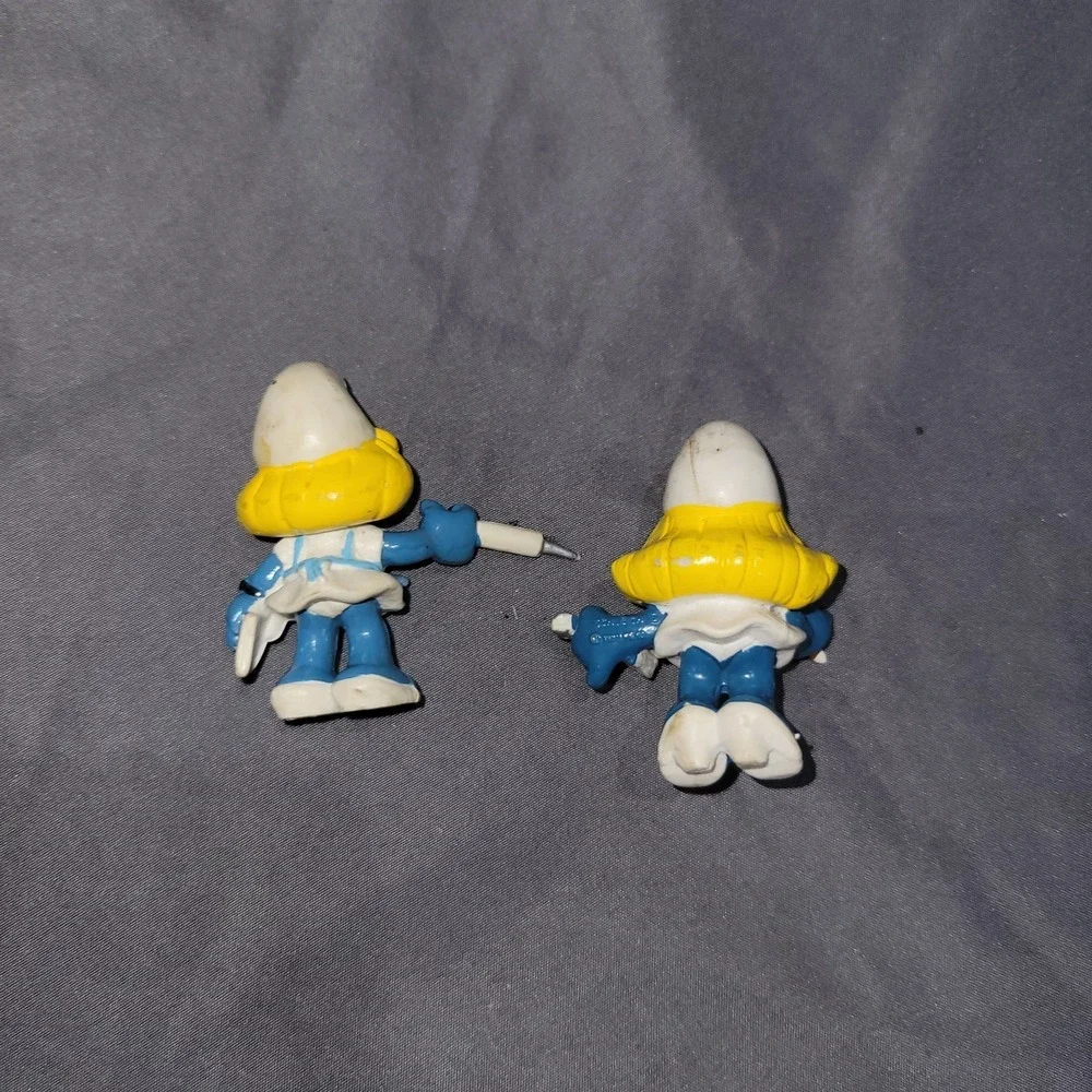 Vintage 1981 Mini PVC Smurf Smurfette Nurse Schleich/Peyo Secretary Figures 2